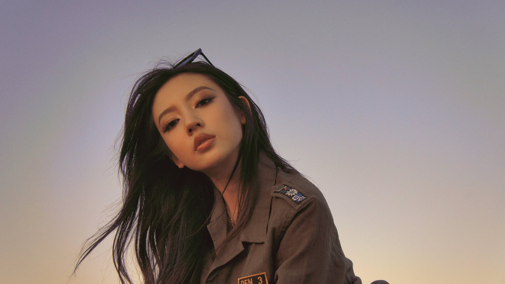 克莱尔·柯尔赞展现坚定比赛心态,克莱尔jmb